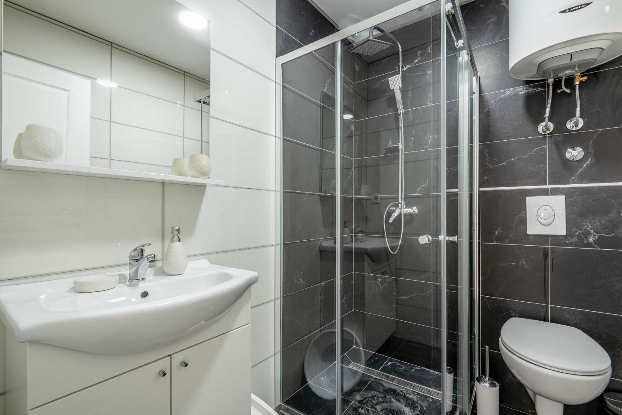 Apartments Milivojevic Bar Cameră foto